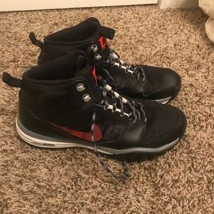 Nike black and red hiking boots!